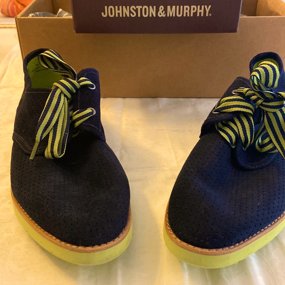 Johnston & Murphy Womens Navy Perforated Suede flats/sneaker with green trim